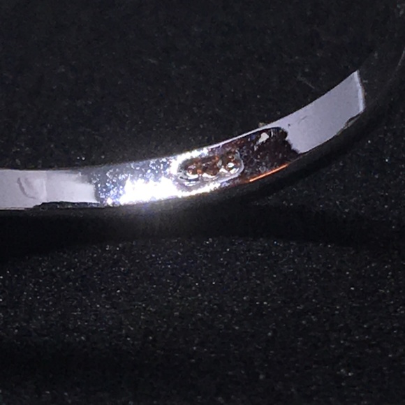 Never worn silver ring - Picture 3 of 5